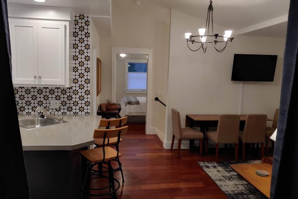 Carriage House 2 Bdrm At Camellia Cottages In Historic Summerville, Sc Dış mekan fotoğraf